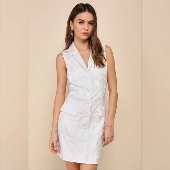 NWT Lulus Confidently Adorable Floral Jacquard Blazer Mini Button Dress White M - Picture 5 of 8